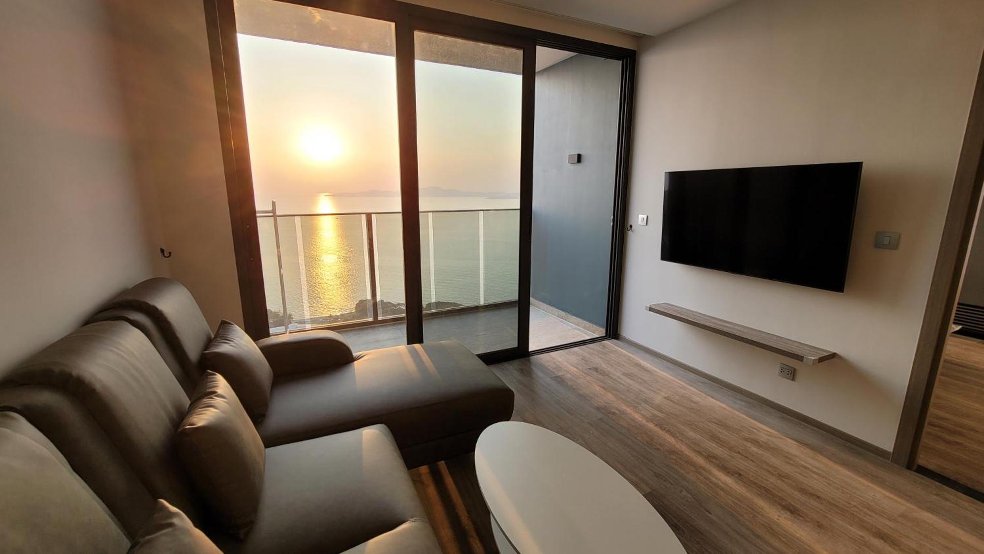 Andromeda Condo By Feng Pattaya Zimmer foto